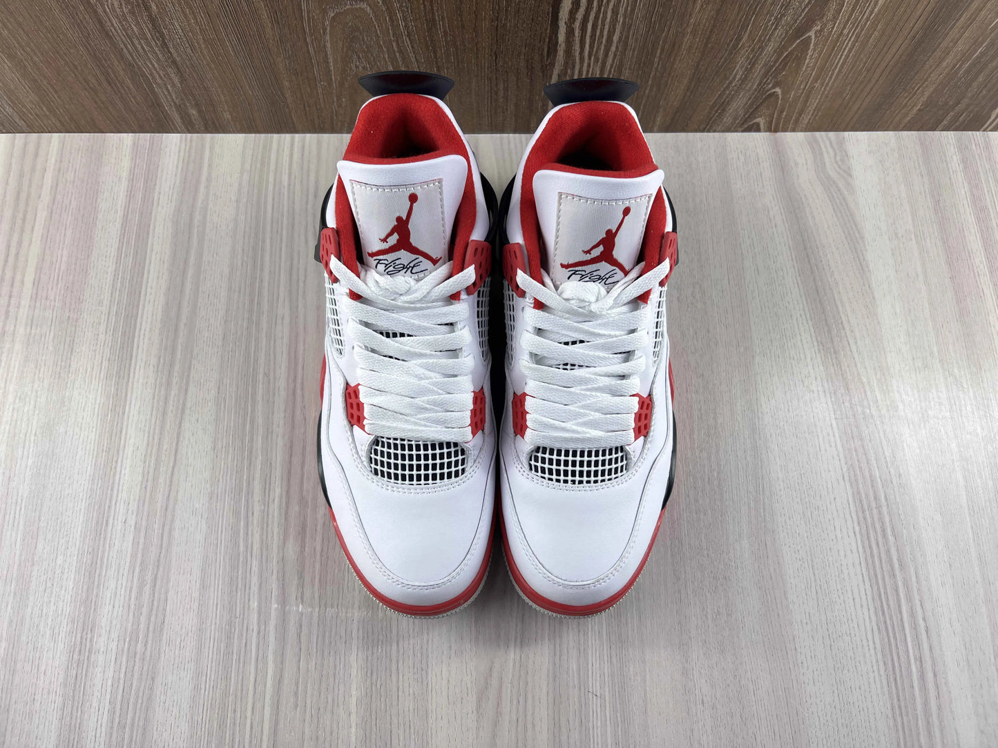 Classic Retro 4 Sneakers - Fire Red - NocturiaShop