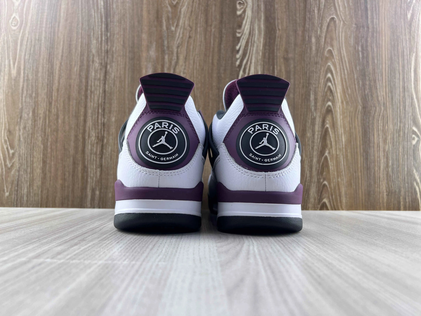 Classic Retro 4 Sneakers - PSG Paris Saint-Germain - NocturiaShop