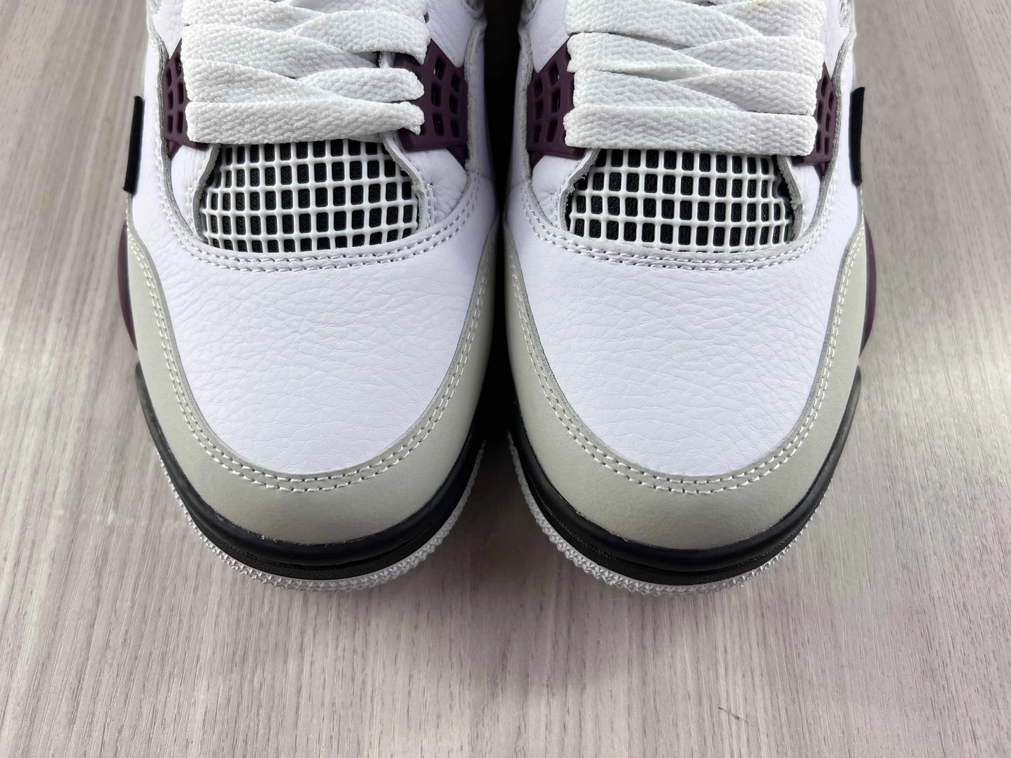 Classic Retro 4 Sneakers - PSG Paris Saint-Germain - NocturiaShop