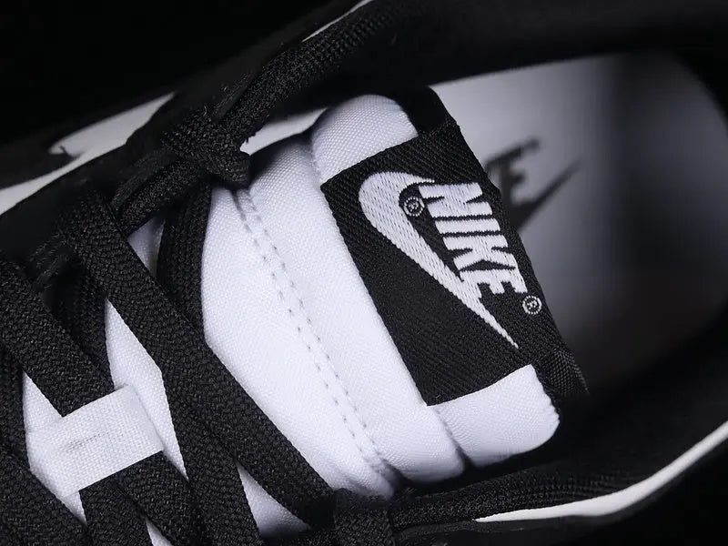 Dunk Style Retro Sneakers - White & Black - NocturiaShop