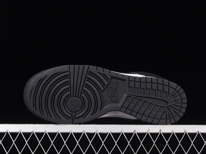 Dunk Style Retro Sneakers - White & Black - NocturiaShop