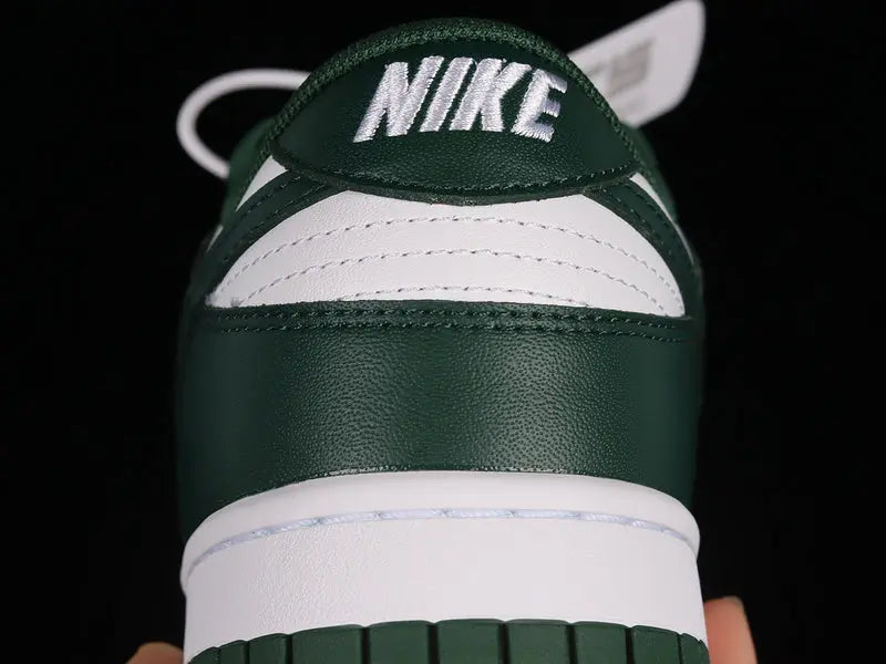 Dunk Style Retro Sneakers - White & Green - NocturiaShop